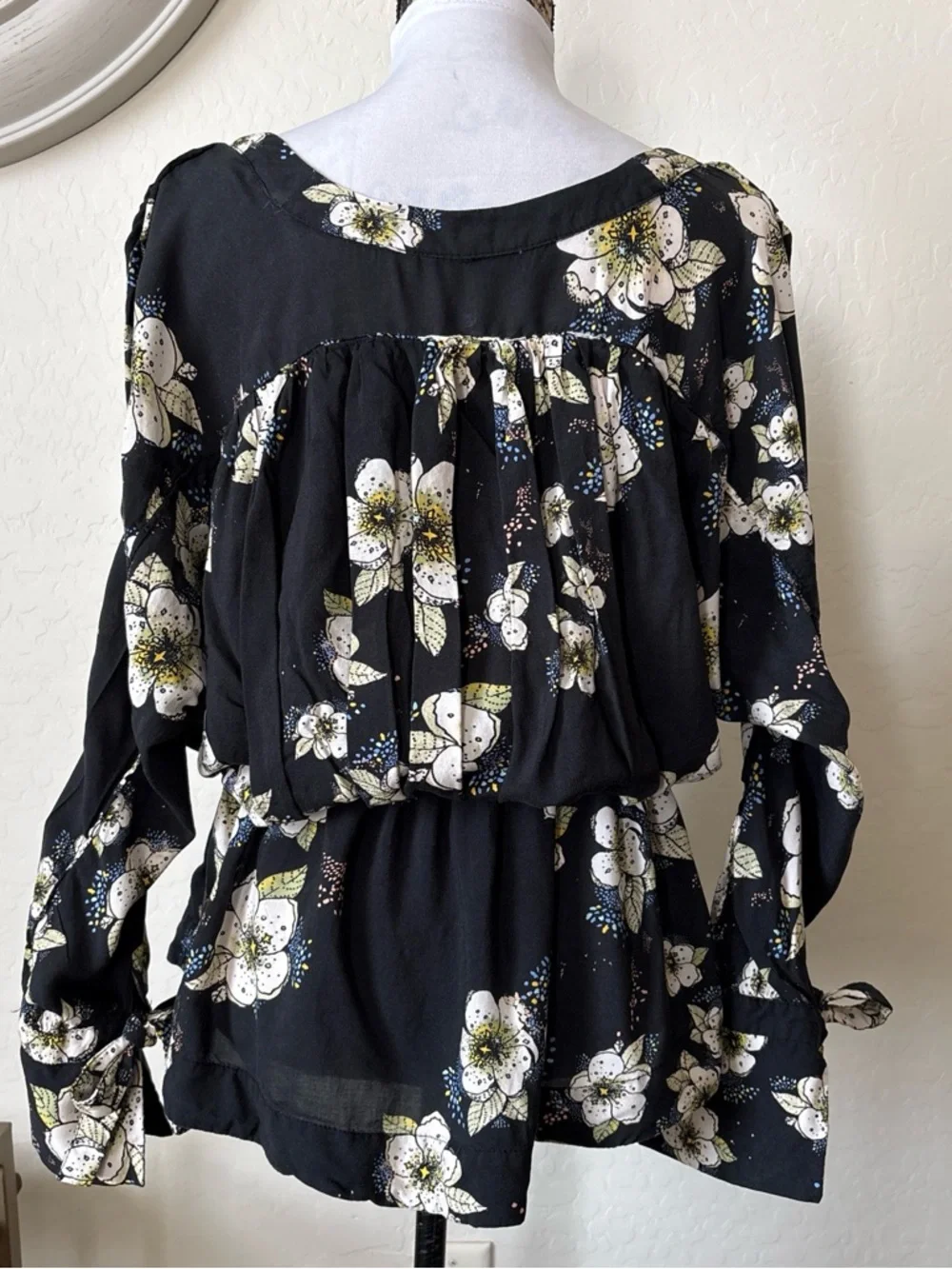 Free People Tuscan Dreams Floral Print Boho oversized Tunic Top Black Blouse XS